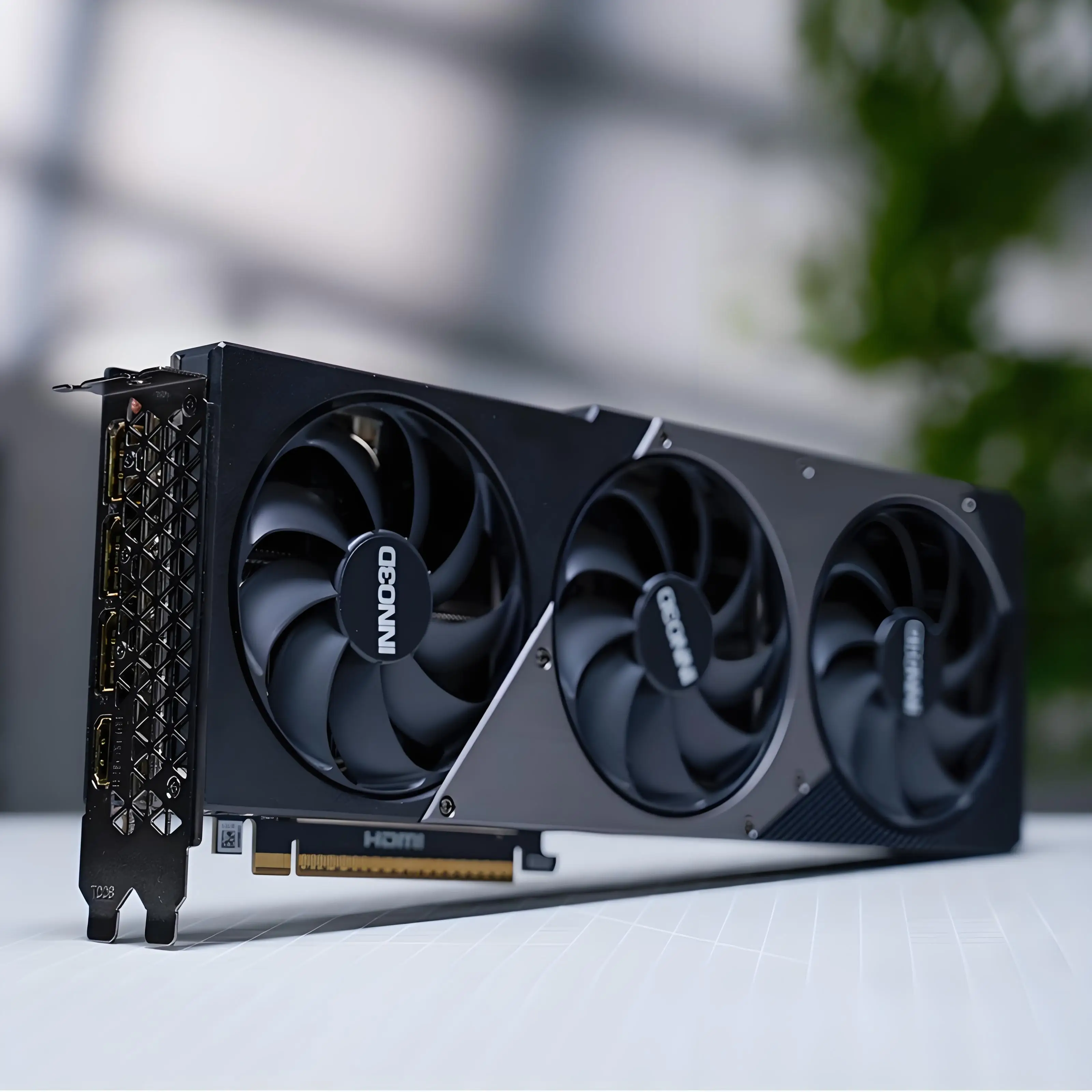 Scheda grafica RTX5070Ti per g - Esports Gaming Brands recensione e prezzo